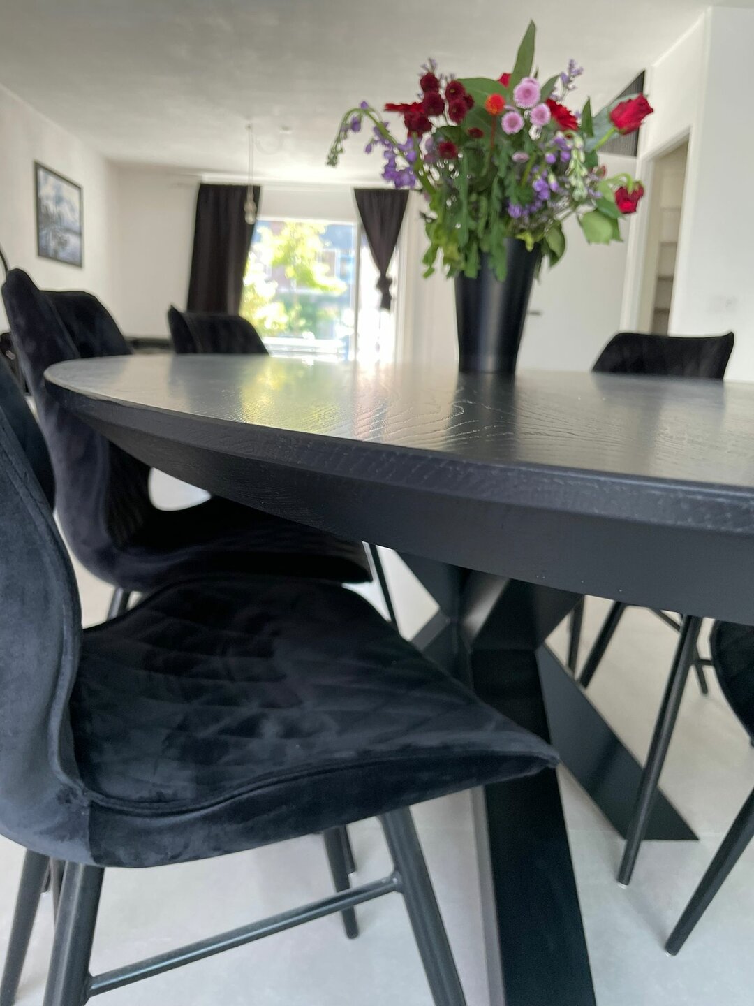 Eiken tafel Zermatt Ovaal 3D matrixpoot Black - Ovale tafel 